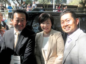 Vereador Aurélio Nomura, Primeira-Dama do Japão Akie Abe e o Artista Plástico e Escultor Kota Kunutani